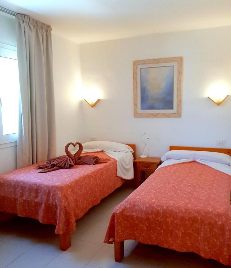 Apartamentos Tamarindos 卡门港 外观 照片